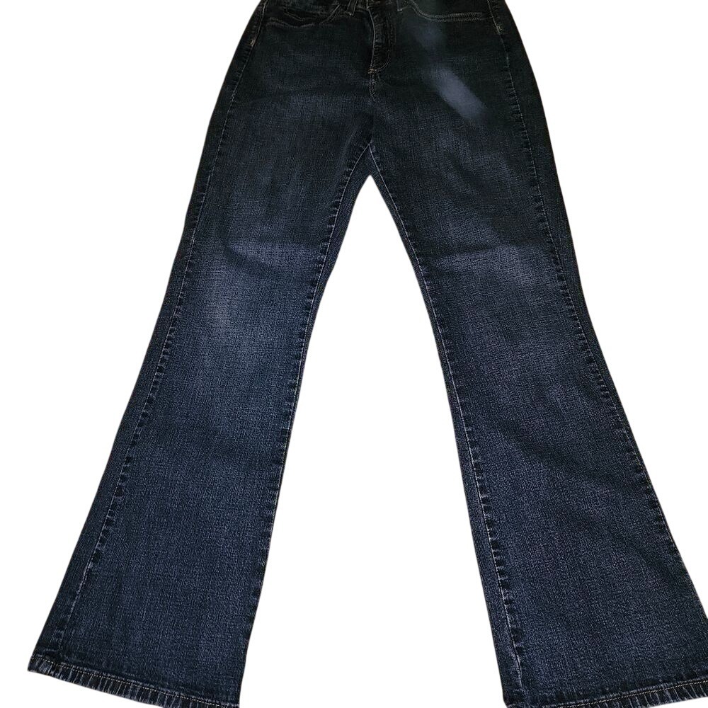 Lee Women's 28x30 Mid-Rise Boot Cut Leg Jeans – Classic Blue Denim